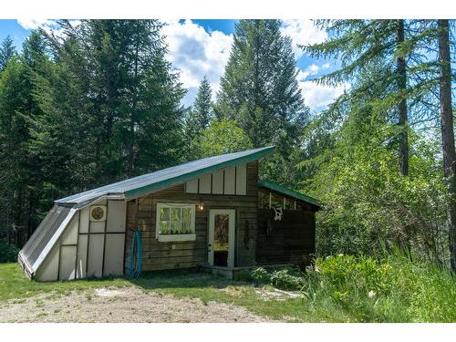 702 Forner Road, Lister, BC - Outdoor