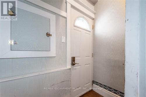 219 St. Clair Boulevard, Hamilton, ON - Indoor Photo Showing Other Room