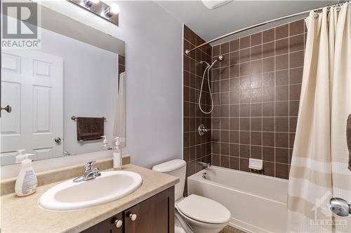 309 Cozumel Private, Ottawa, ON - Indoor Photo Showing Bathroom