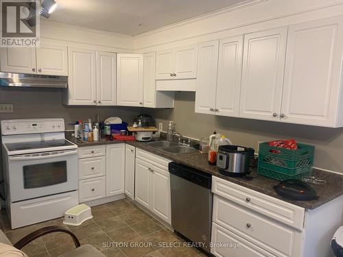 1035 Brough Street, London, ON - Indoor Photo Showing Kitchen With Double Sink