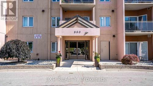 203 - 860 Commissioners Road E, London, ON - Outdoor