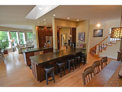 2864 Lower Six Mile Road, Nelson, BC - Indoor Photo Showing Dining Room