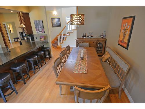 2864 Lower Six Mile Road, Nelson, BC - Indoor Photo Showing Dining Room