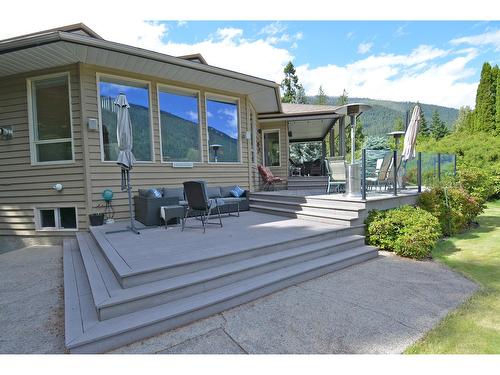 2864 Lower Six Mile Road, Nelson, BC - Outdoor With Deck Patio Veranda