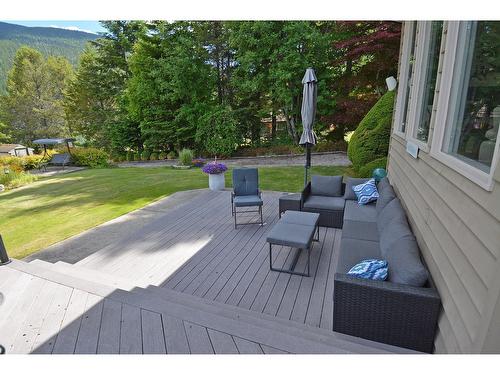 2864 Lower Six Mile Road, Nelson, BC - Outdoor With Deck Patio Veranda