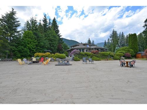 2864 Lower Six Mile Road, Nelson, BC - Outdoor