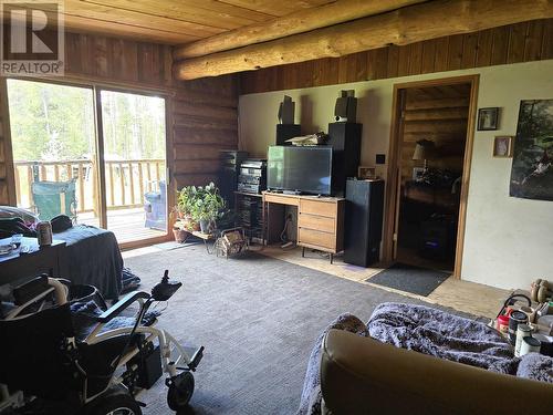 16380 N 5 Highway, Valemount, BC - Indoor