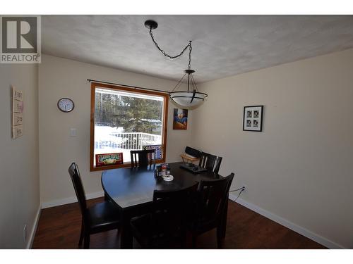 982 Mcgregor Road, Williams Lake, BC - Indoor Photo Showing Dining Room