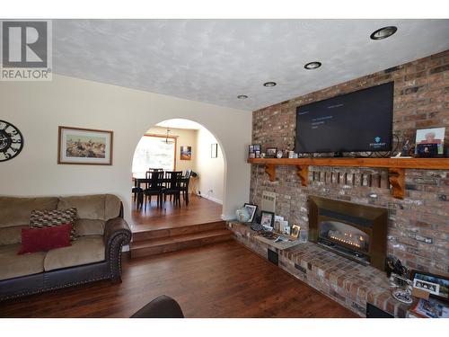 982 Mcgregor Road, Williams Lake, BC - Indoor Photo Showing Living Room With Fireplace