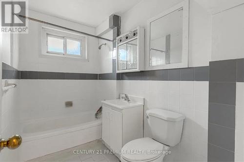 14 Milkwood Avenue, Toronto, ON - Indoor Photo Showing Bathroom