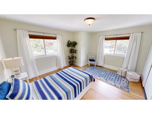 1403 Front Street, Nelson, BC - Indoor Photo Showing Bedroom