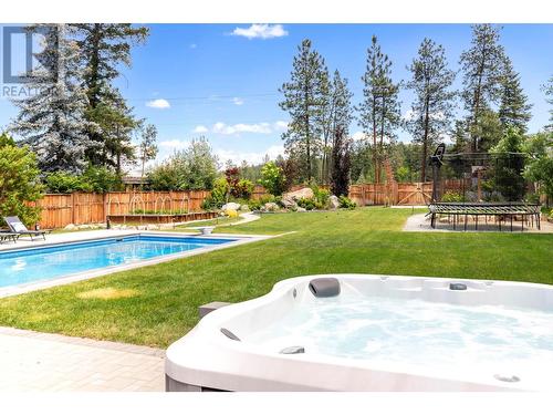 4823 Parkridge Drive, Kelowna, BC - Outdoor With In Ground Pool With Backyard