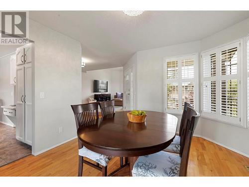 4823 Parkridge Drive, Kelowna, BC - Indoor Photo Showing Dining Room