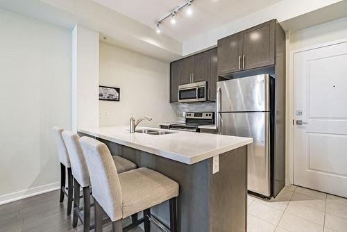 85 Robinson Street|Unit #908, Hamilton, ON - Indoor Photo Showing Kitchen With Double Sink