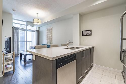 85 Robinson Street|Unit #908, Hamilton, ON - Indoor Photo Showing Kitchen With Double Sink