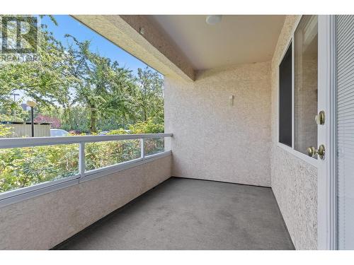 709 Houghton Road Unit# 108, Kelowna, BC - Outdoor With Balcony With Exterior