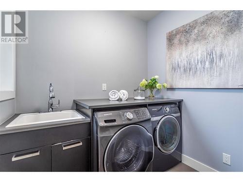 1288 Steele Road, Kelowna, BC - Indoor Photo Showing Laundry Room