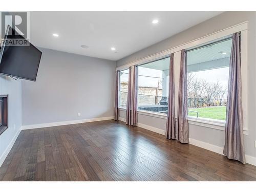 1288 Steele Road, Kelowna, BC - Indoor Photo Showing Other Room