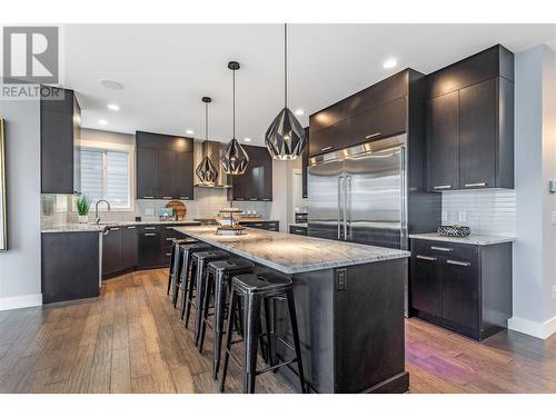 1288 Steele Road, Kelowna, BC - Indoor Photo Showing Kitchen With Upgraded Kitchen