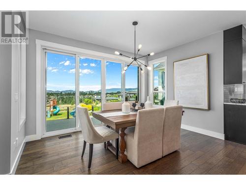 1288 Steele Road, Kelowna, BC - Indoor Photo Showing Dining Room