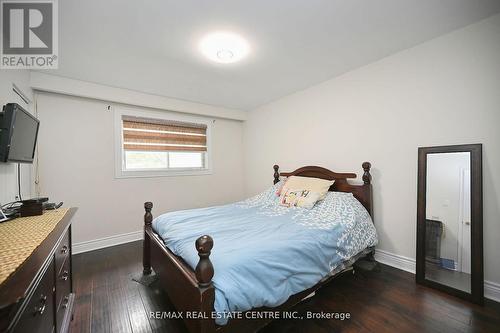 311 Fiona Terrace, Mississauga, ON - Indoor Photo Showing Bedroom