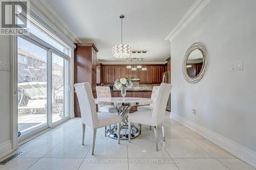 3261 Paul Henderson Drive, Mississauga, ON - Indoor Photo Showing Dining Room