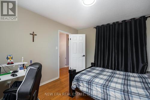 5380 Floral Hill Crescent, Mississauga, ON - Indoor Photo Showing Bedroom