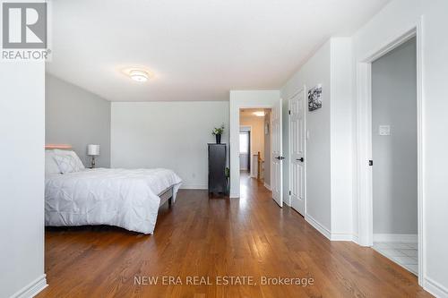 5380 Floral Hill Crescent, Mississauga, ON - Indoor Photo Showing Bedroom