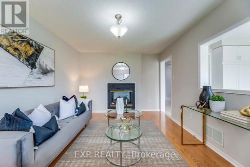 4208 Sagebrush Trail, Mississauga, ON - Indoor Photo Showing Living Room With Fireplace