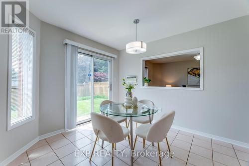 4208 Sagebrush Trail, Mississauga, ON - Indoor Photo Showing Dining Room