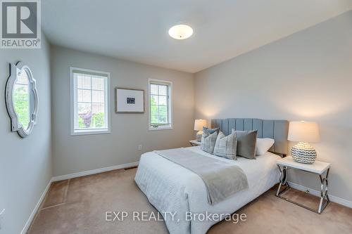 4208 Sagebrush Trail, Mississauga, ON - Indoor Photo Showing Bedroom