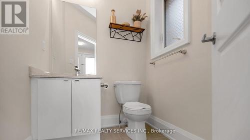 13 Ferdinand Drive, Brampton, ON - Indoor Photo Showing Bathroom