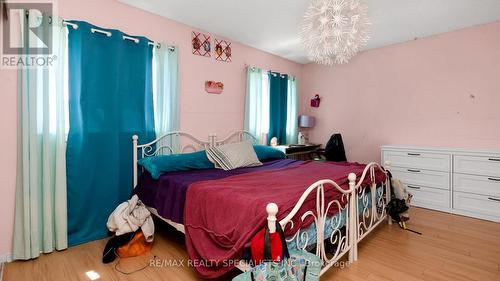 42 Caruso Drive, Brampton, ON - Indoor Photo Showing Bedroom