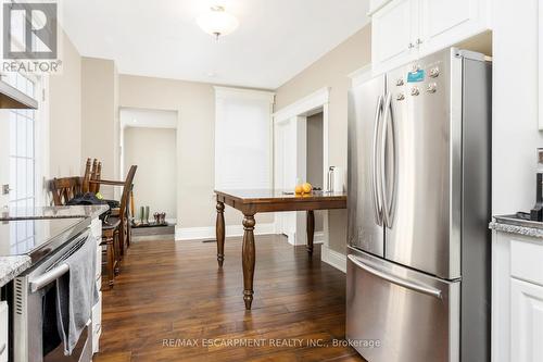 274 Alma Street, Guelph/Eramosa (Rockwood), ON - Indoor Photo Showing Kitchen