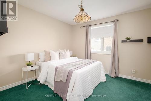 1390 Hetherington Drive, Peterborough, ON - Indoor Photo Showing Bedroom
