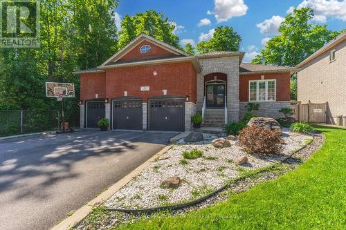 34 Camelot Square, Barrie, ON - Outdoor