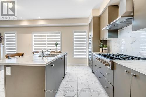 3916 Koenig Road, Burlington (Alton), ON - Indoor Photo Showing Kitchen With Double Sink With Upgraded Kitchen