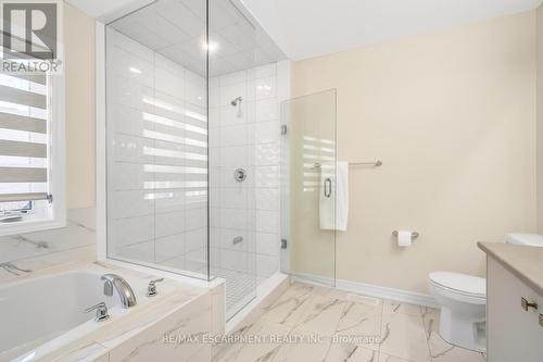 3916 Koenig Road, Burlington (Alton), ON - Indoor Photo Showing Bathroom