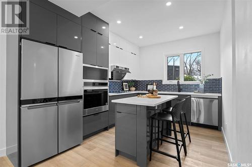 928 Temperance Street, Saskatoon, SK - Indoor Photo Showing Kitchen With Stainless Steel Kitchen With Upgraded Kitchen