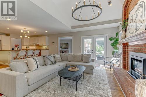 6977 Lambeth Walk, London, ON - Indoor Photo Showing Living Room With Fireplace