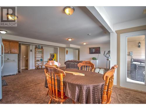 6472 Agassiz Road, Vernon, BC - Indoor Photo Showing Dining Room