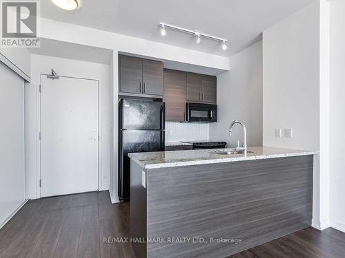 3011 - 70 Forest Manor Road, Toronto, ON - Indoor Photo Showing Kitchen