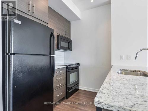 3011 - 70 Forest Manor Road, Toronto, ON - Indoor Photo Showing Kitchen