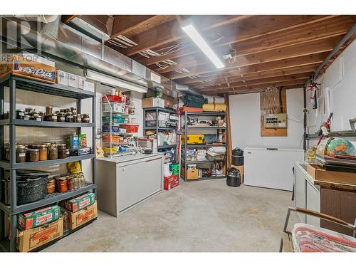 1530 Kelglen Crescent Unit# 2, Kelowna, BC - Indoor Photo Showing Basement