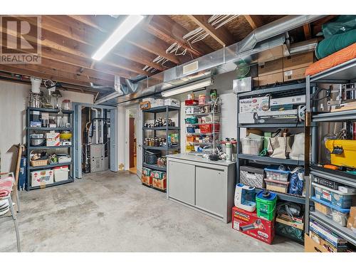 1530 Kelglen Crescent Unit# 2, Kelowna, BC - Indoor Photo Showing Basement