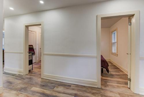 72 Edgemont Street N, Hamilton, ON - Indoor Photo Showing Other Room