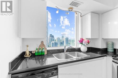 2207 - 30 Harrison Garden Boulevard, Toronto, ON - Indoor Photo Showing Kitchen With Double Sink