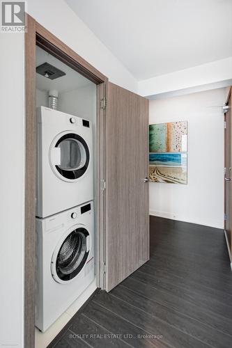 2612 - 19 Bathurst Street, Toronto, ON - Indoor Photo Showing Laundry Room