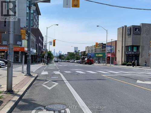 2093 Danforth Avenue, Toronto (East End-Danforth), ON 