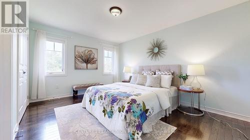 51 Philips Lake Court, Richmond Hill, ON - Indoor Photo Showing Bedroom